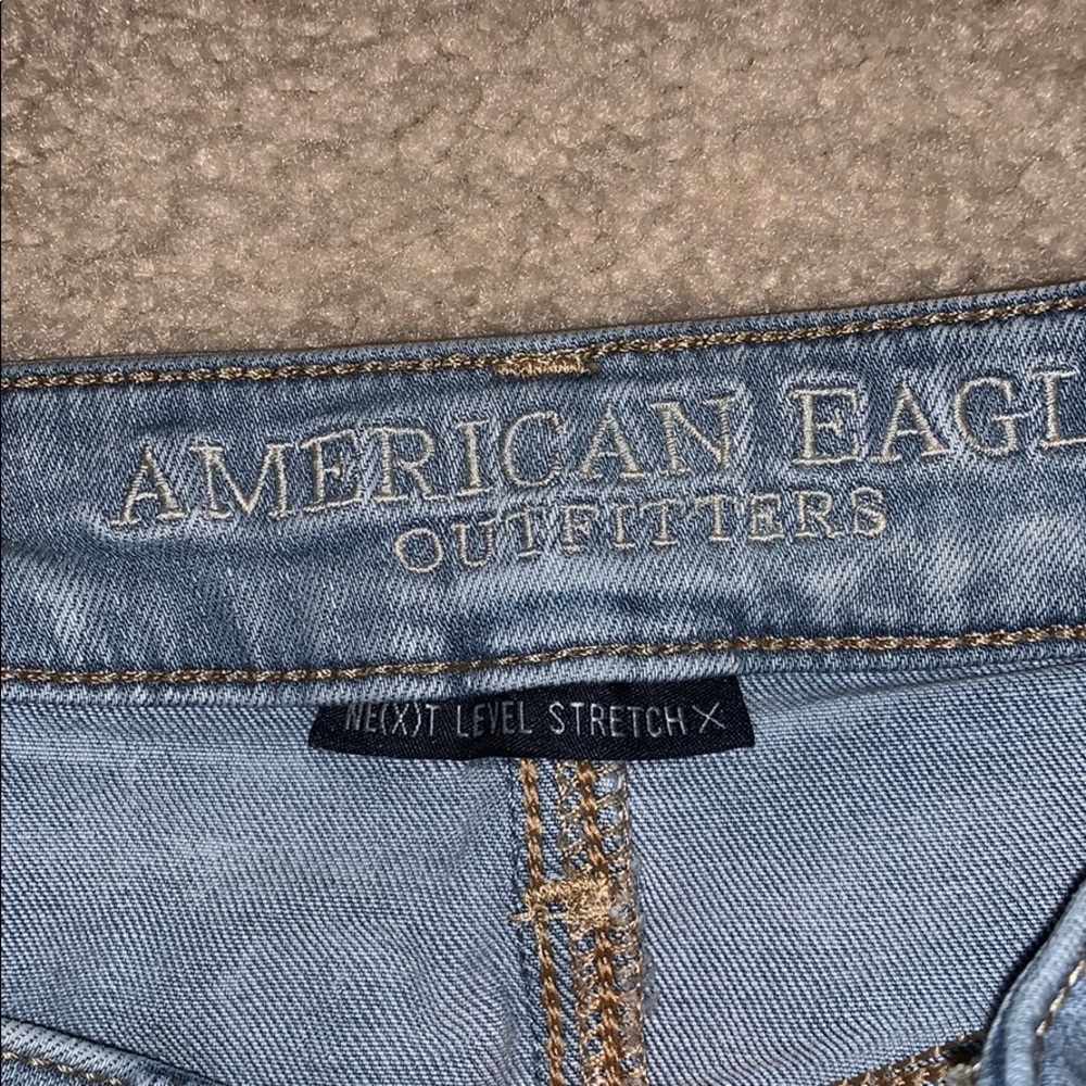 A.E Ripped Jeans 🌸 - Picture 5 of 5